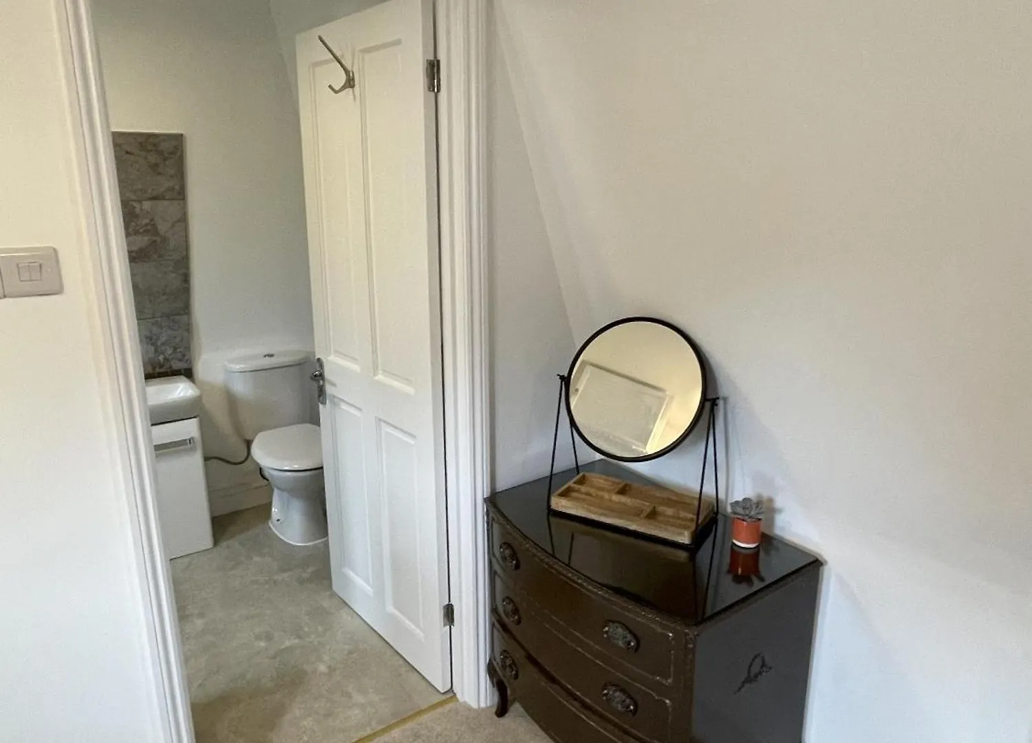 Cosy Oasis In The Heart Of Clifton Village Bristol 0*,  Storbritannien
